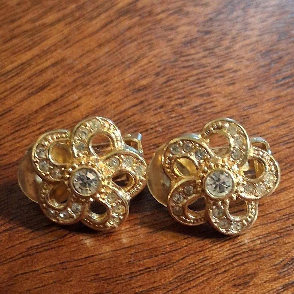 Gold Flower Stud Earrings - Picture 2 of 7